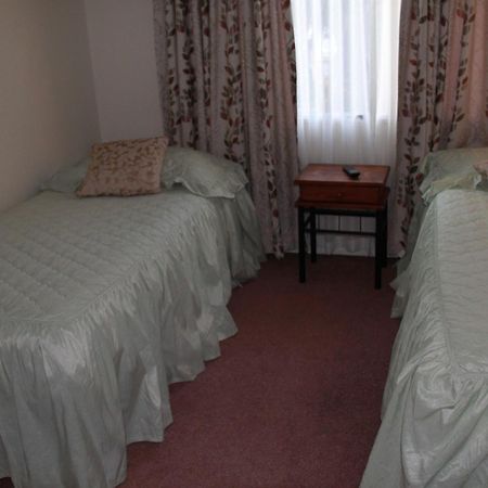 อะซูเร คาเมลอต อาร์ม มอเตอร์ลอดจ์ Motel โอ๊คแลนด์ ห้อง รูปภาพ