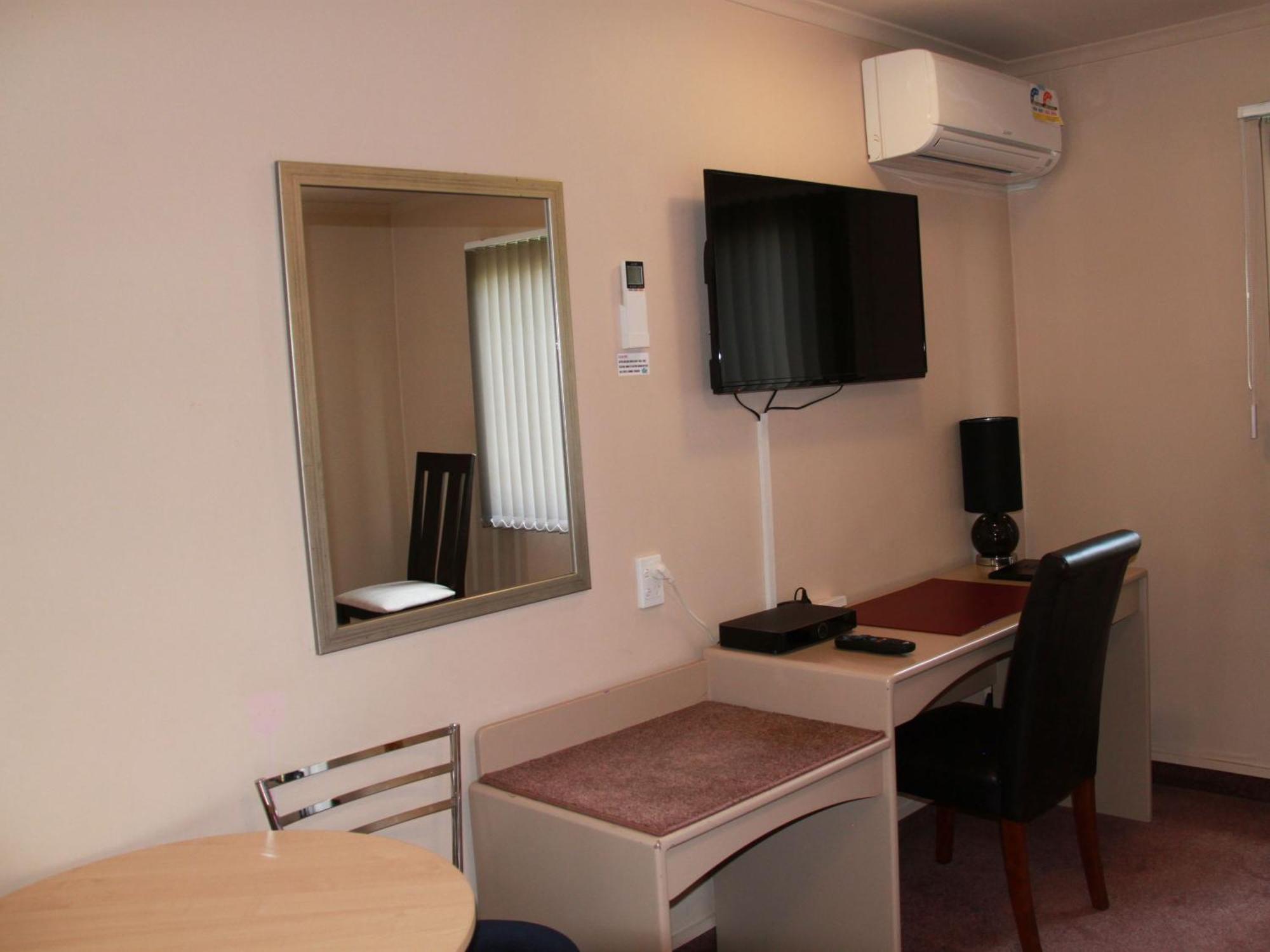 อะซูเร คาเมลอต อาร์ม มอเตอร์ลอดจ์ Motel โอ๊คแลนด์ ห้อง รูปภาพ