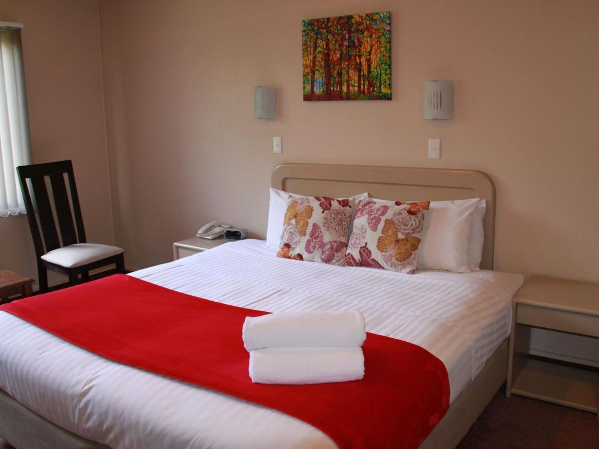 อะซูเร คาเมลอต อาร์ม มอเตอร์ลอดจ์ Motel โอ๊คแลนด์ ห้อง รูปภาพ
